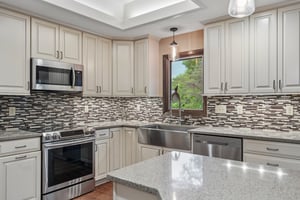 Shadybrook Pl-S0108-015.jpg