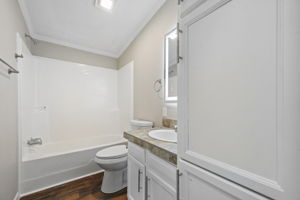  Photo 24