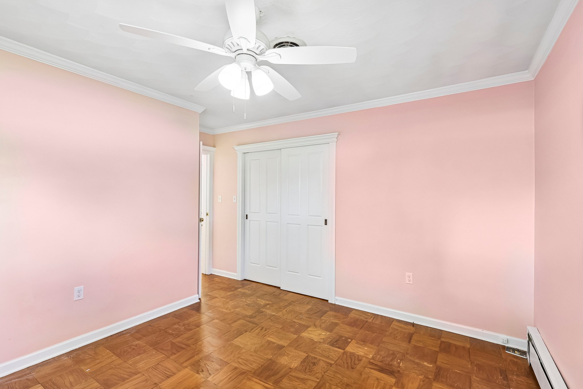 Lakeland Dr-S1909-032.jpg
