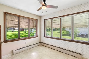 Lakeland Dr-S1909-017.jpg