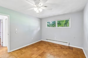 Lakeland Dr-S1909-025.jpg