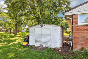 Lakeland Dr-S1909-049.jpg