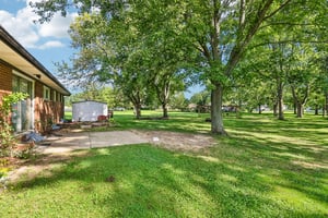 Lakeland Dr-S1909-051.jpg