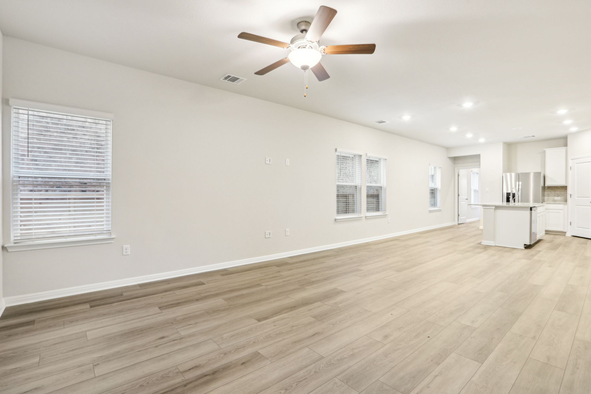 Austin- Flora - 367  Brandywine Rd, Hutto, TX 78634-007