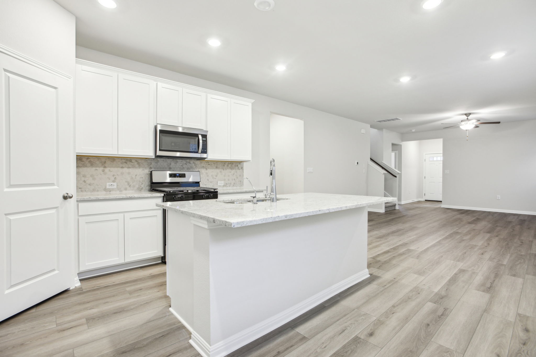 Austin- Flora - 367  Brandywine Rd, Hutto, TX 78634-013