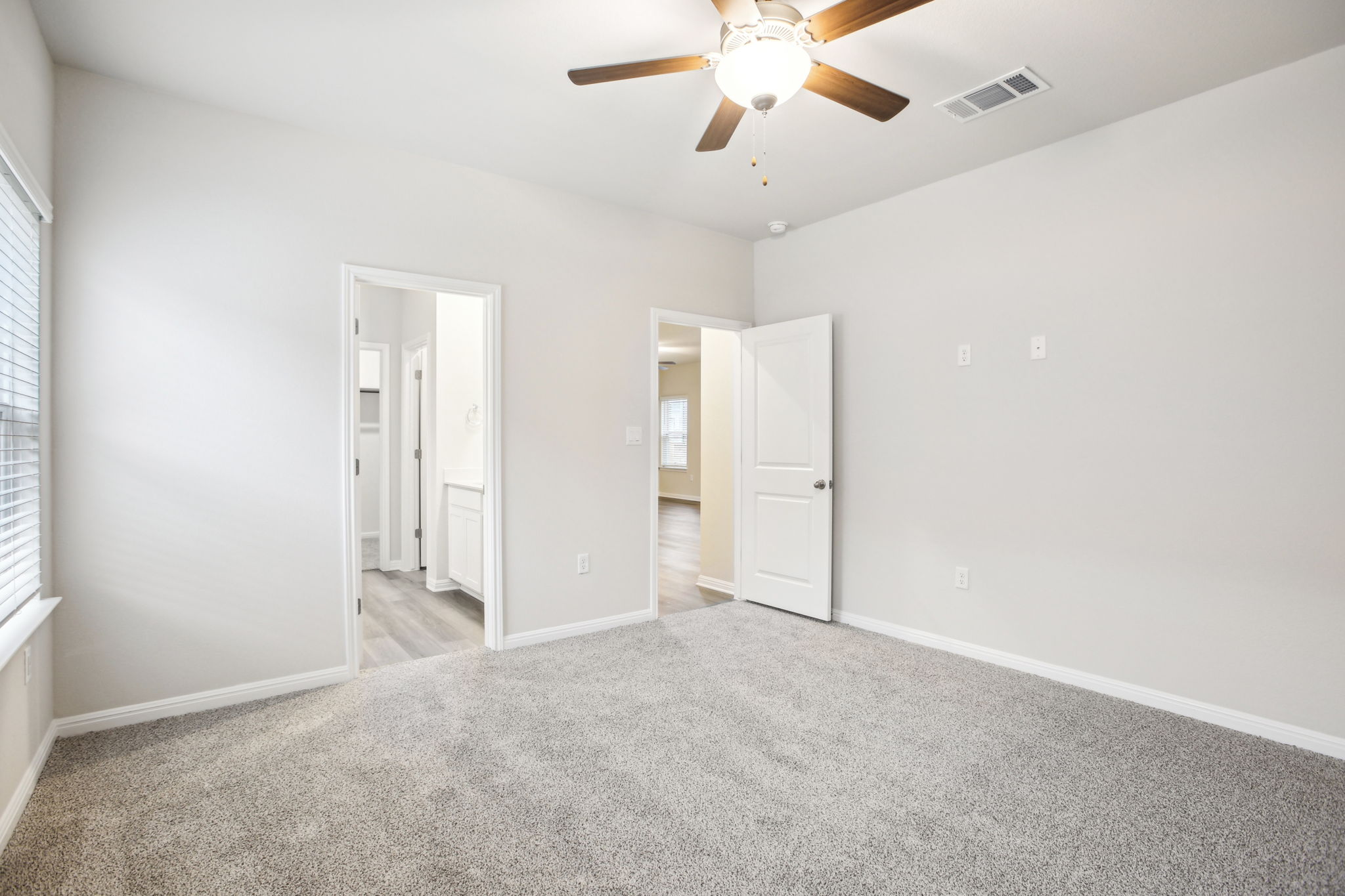 Austin- Flora - 367  Brandywine Rd, Hutto, TX 78634-024
