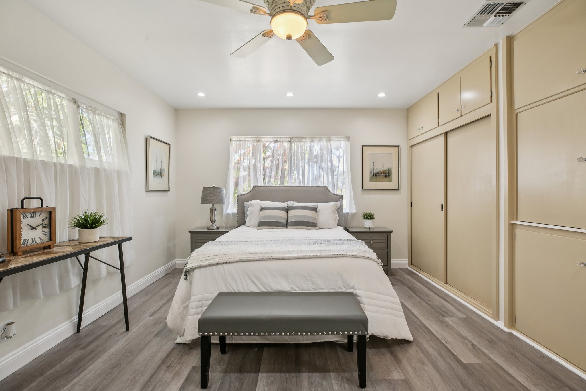 Ultimo Ave-S2110-023.jpg