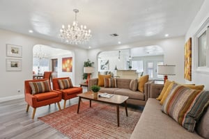 Ultimo Ave-S2110-008.jpg