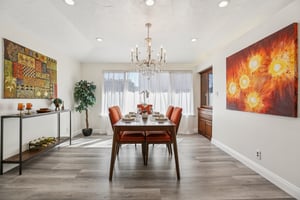 Ultimo Ave-S2110-009.jpg