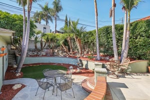 Ultimo Ave-S2110-033.jpg