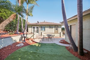 Ultimo Ave-S2110-034.jpg