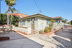 Ultimo Ave-S2110-036.jpg