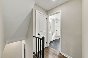  Photo 38