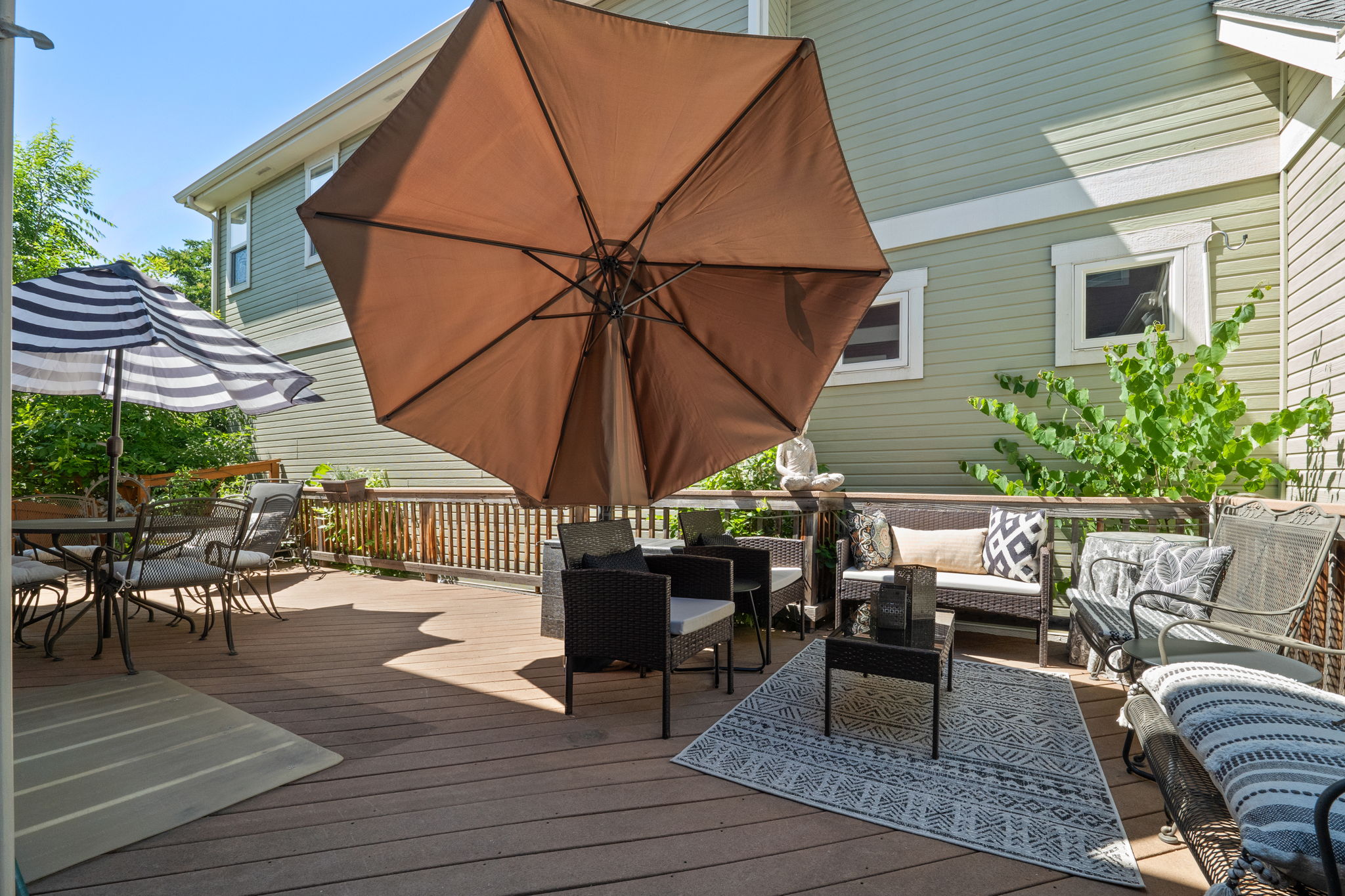 Deck 2