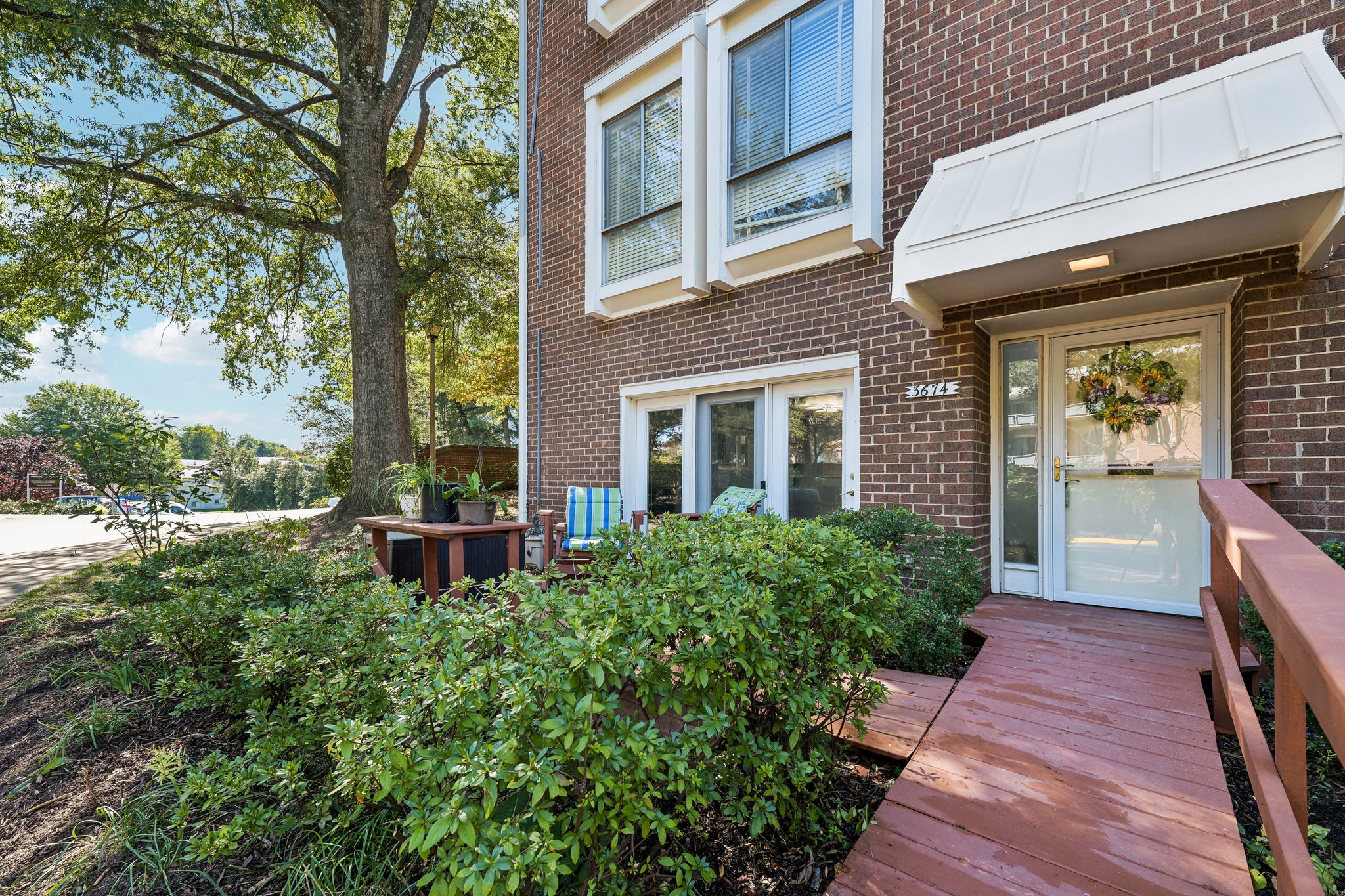 Persimmon Cir-S0910-006.jpg