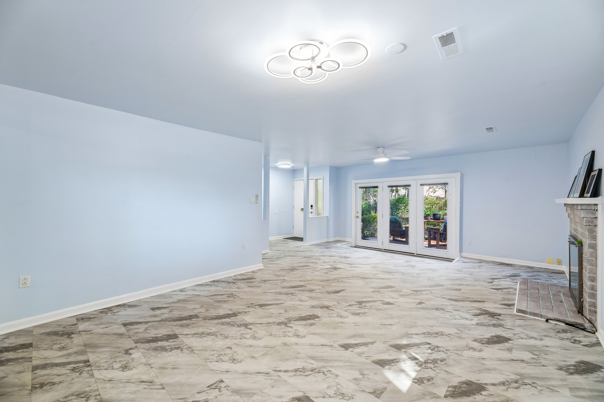 Persimmon Cir-S0910-012.jpg