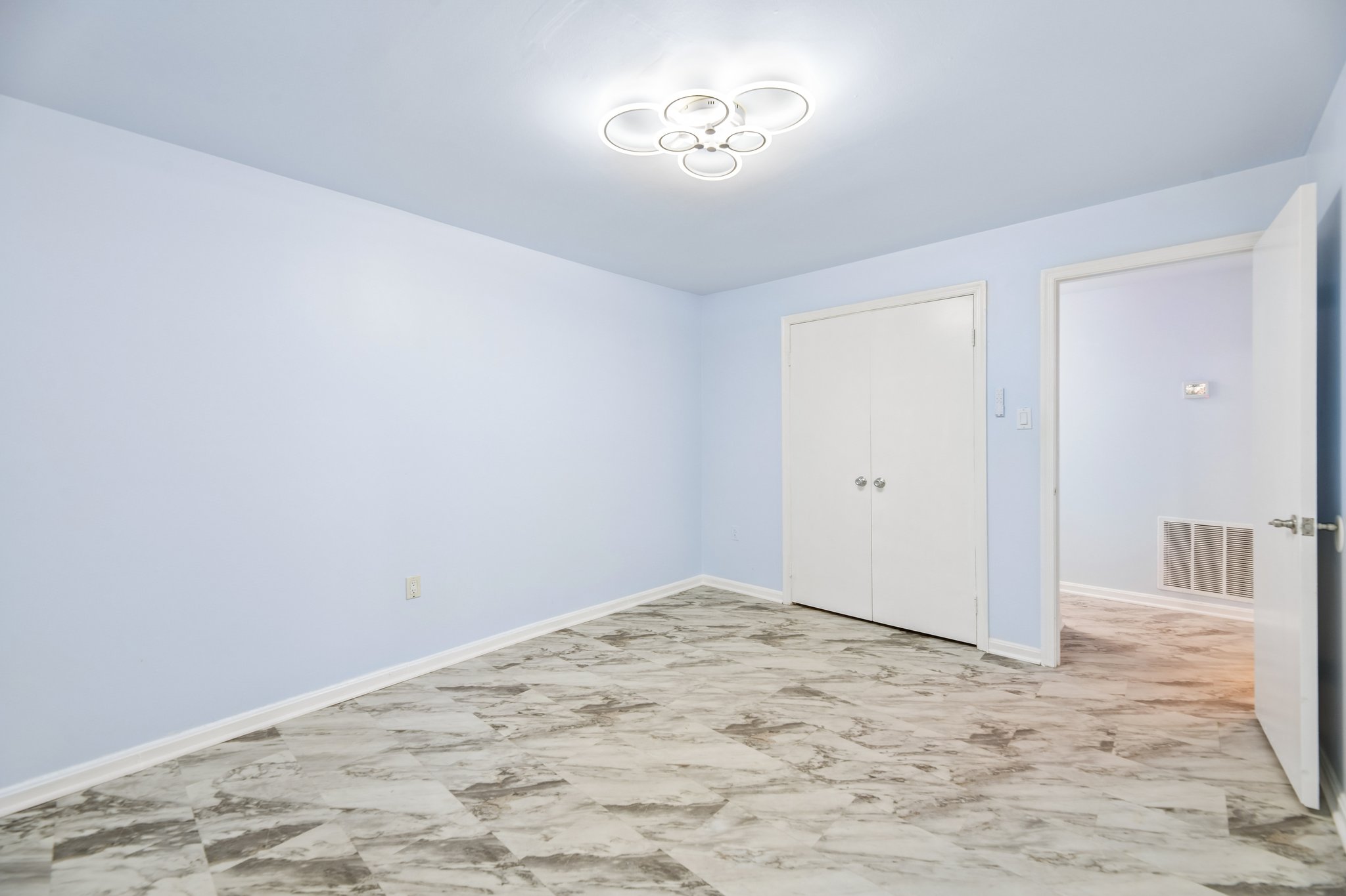 Persimmon Cir-S0910-041.jpg
