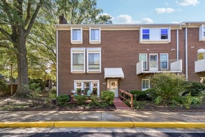 Persimmon Cir-S0910-001.jpg