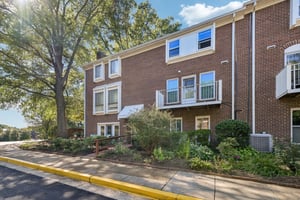 Persimmon Cir-S0910-004.jpg