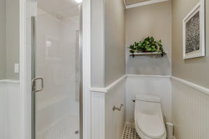 038_3675 Delmont Ave_