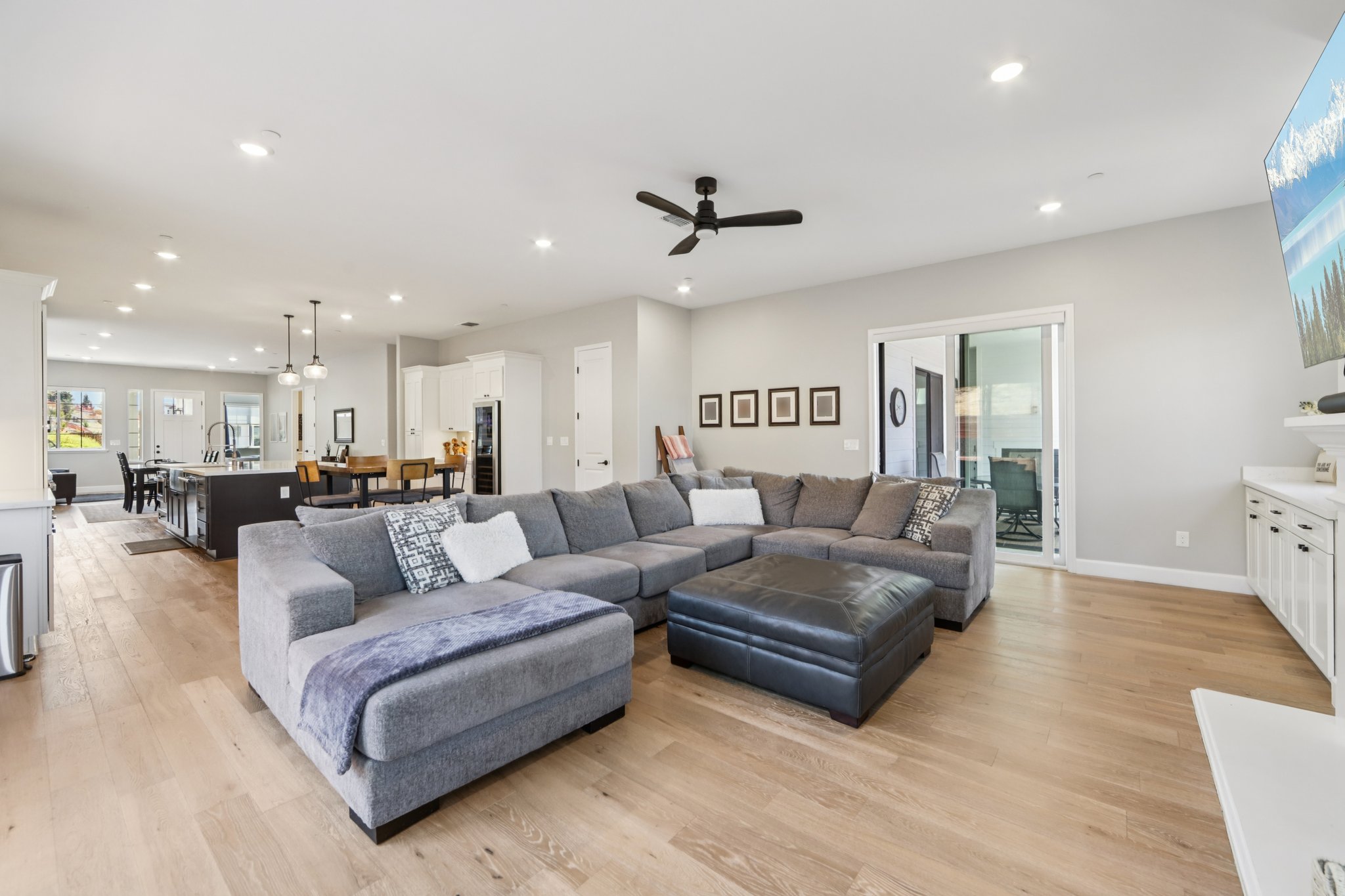 Wyndemere Cir-S1208-011.jpg