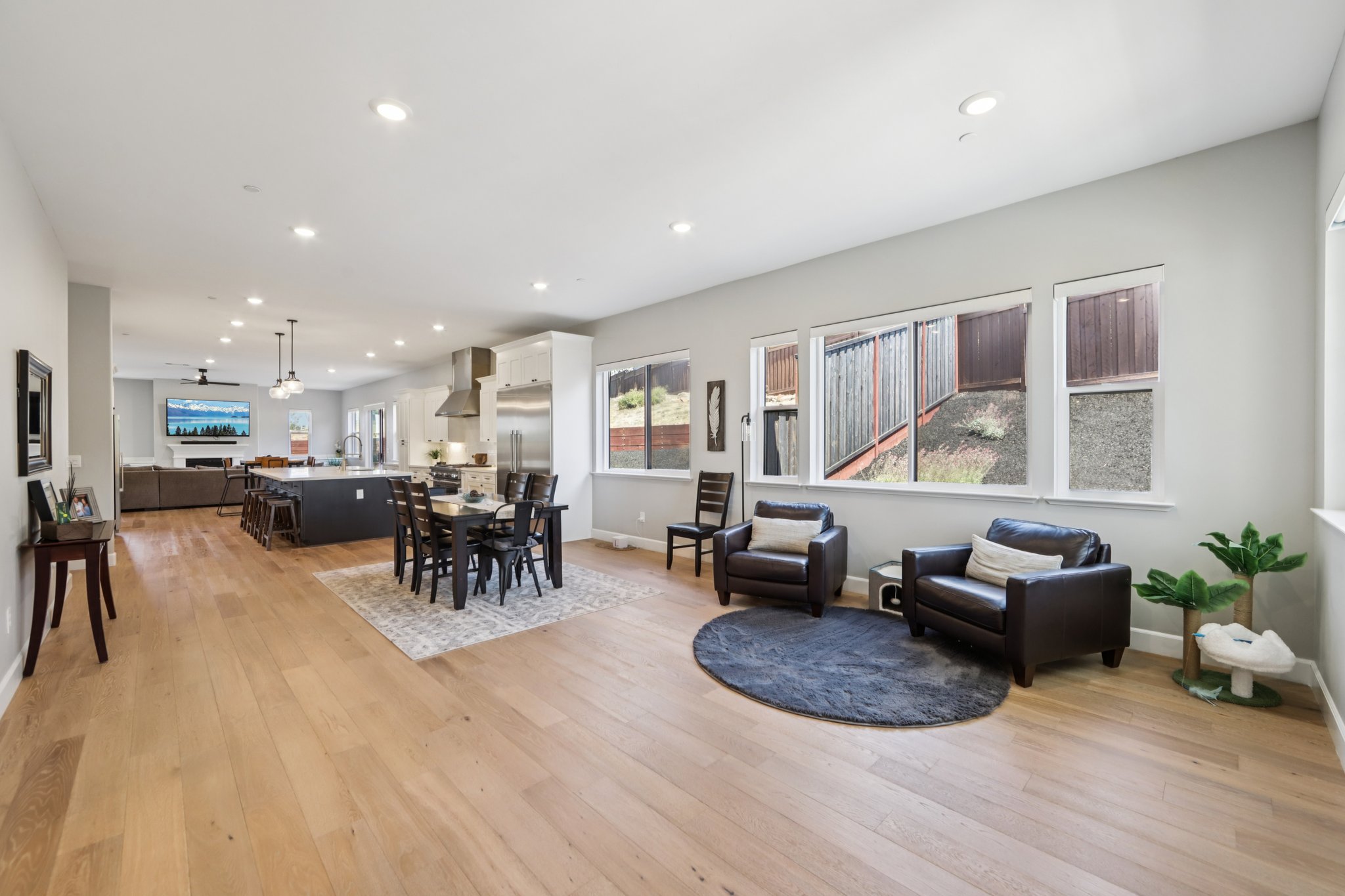 Wyndemere Cir-S1208-013.jpg