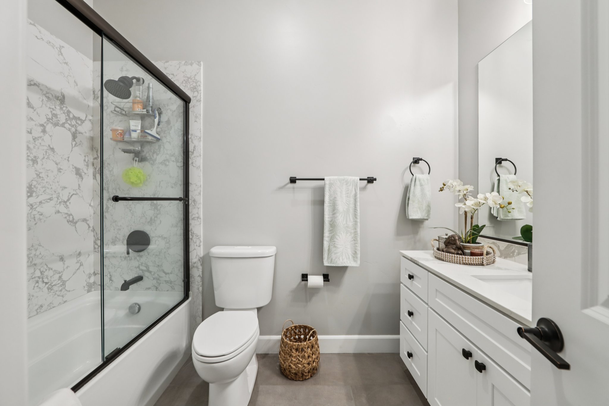 Wyndemere Cir-S1208-036.jpg