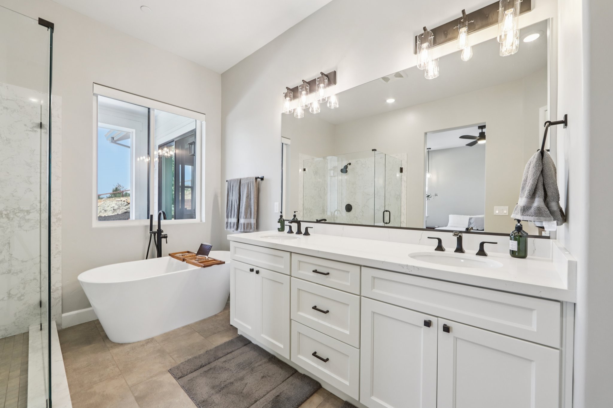 Wyndemere Cir-S1208-044.jpg