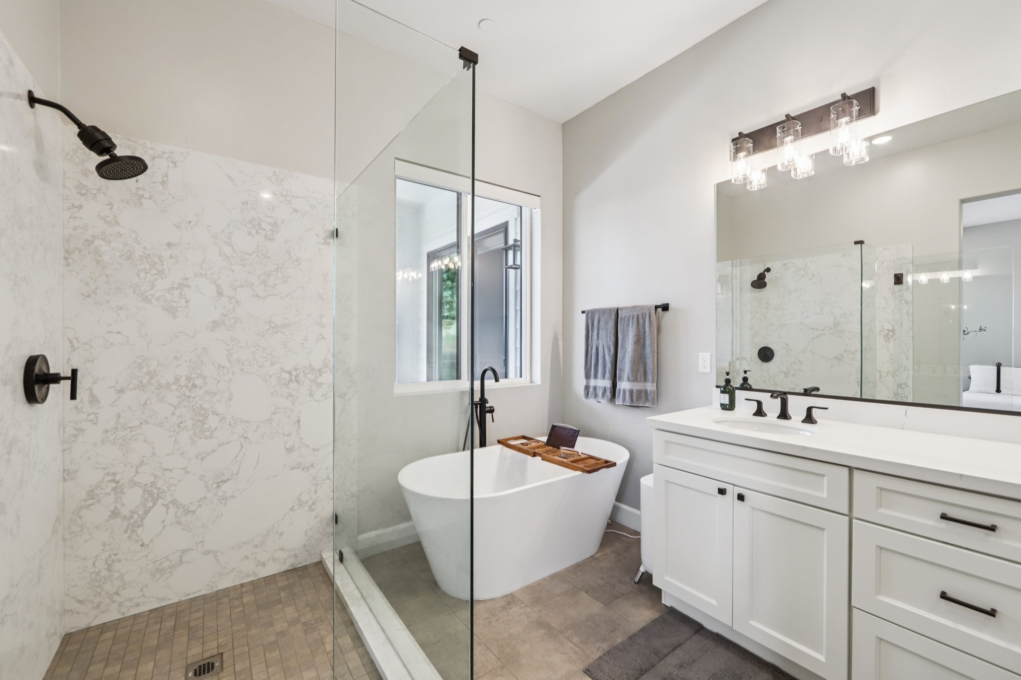 Wyndemere Cir-S1208-045.jpg