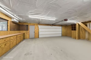 36750 Rd P8 -41 furniture removed.jpeg