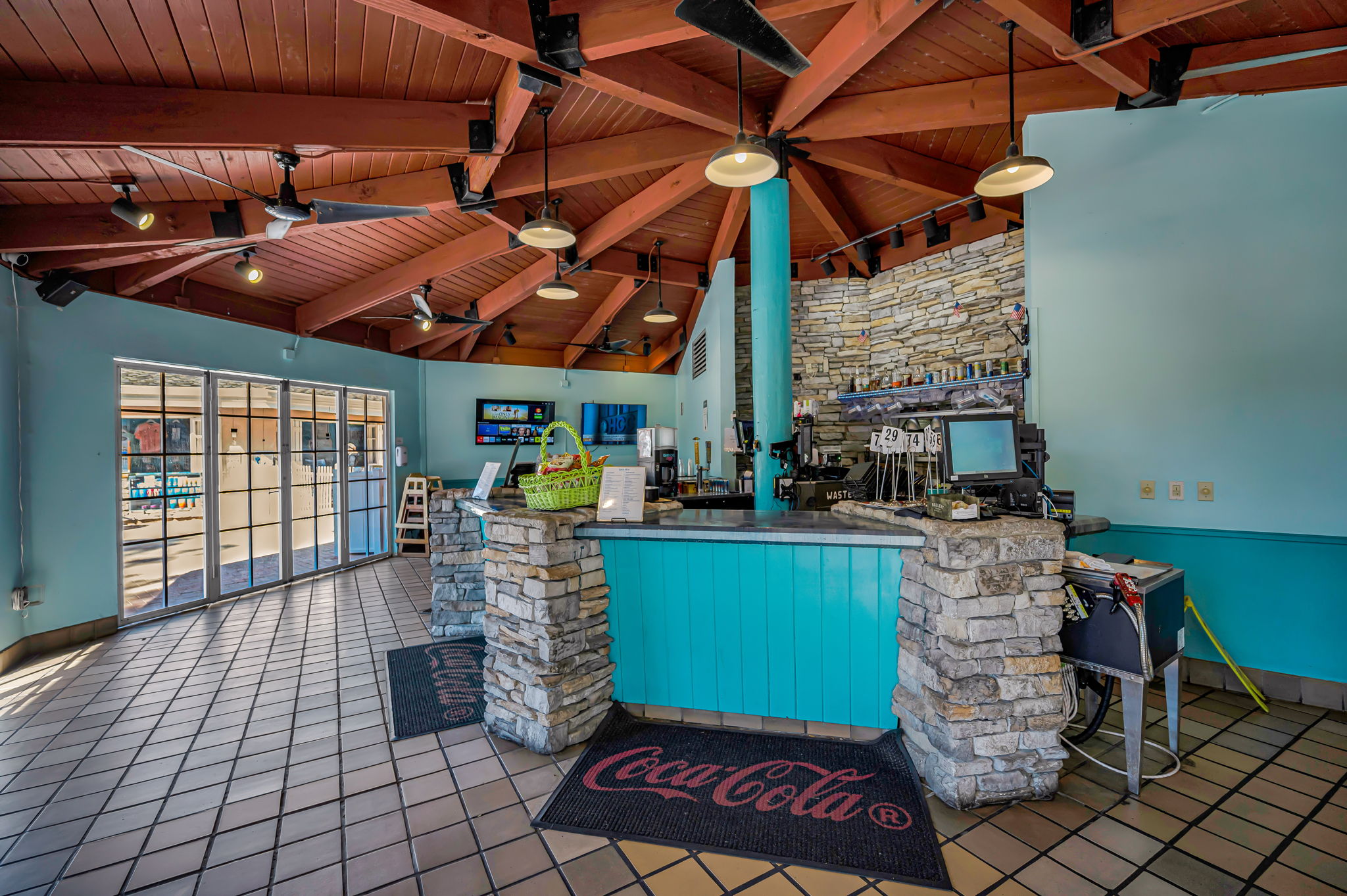 Loch Ness Cafe2