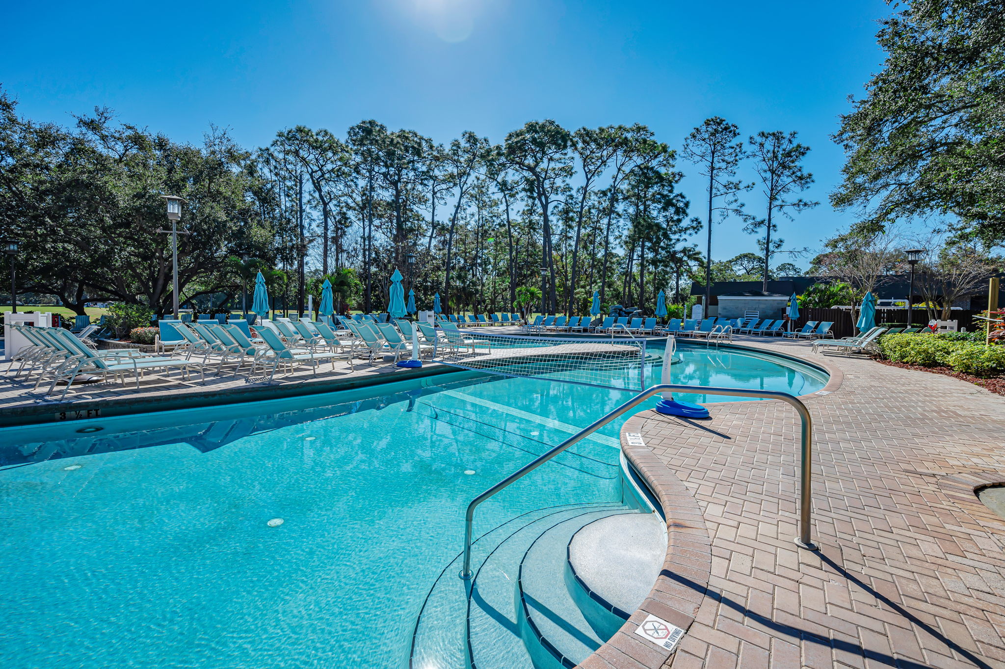 Loch Ness Pool15