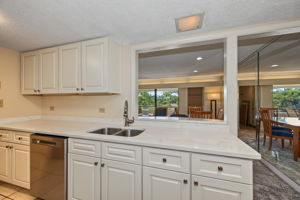 Kitchen 6