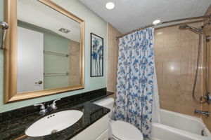 Primary Bathroom 1b