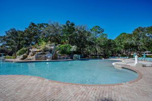 Loch Ness Pool23