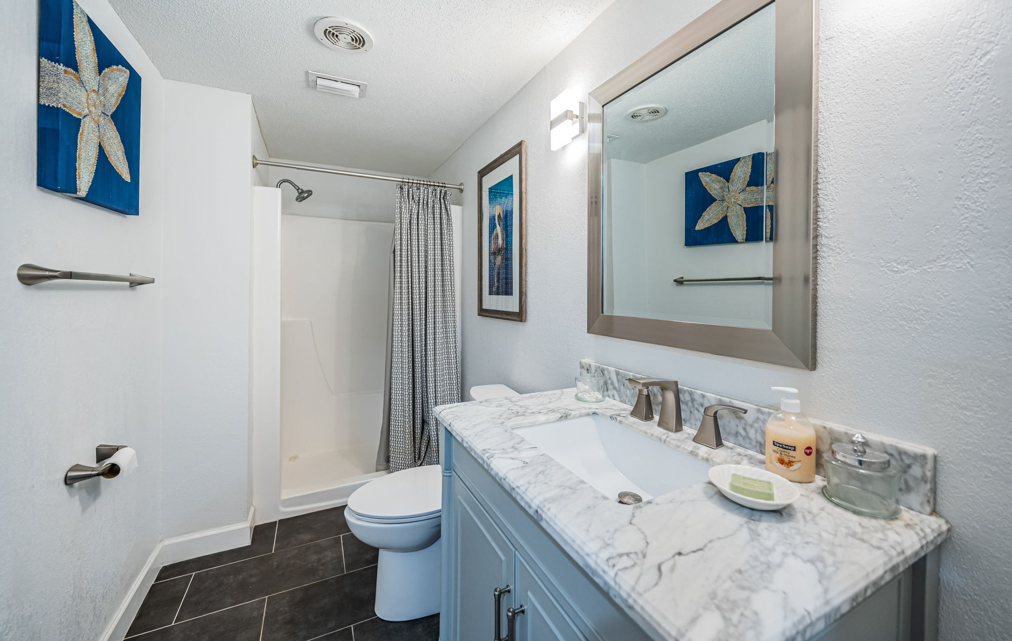 Bathroom2-3