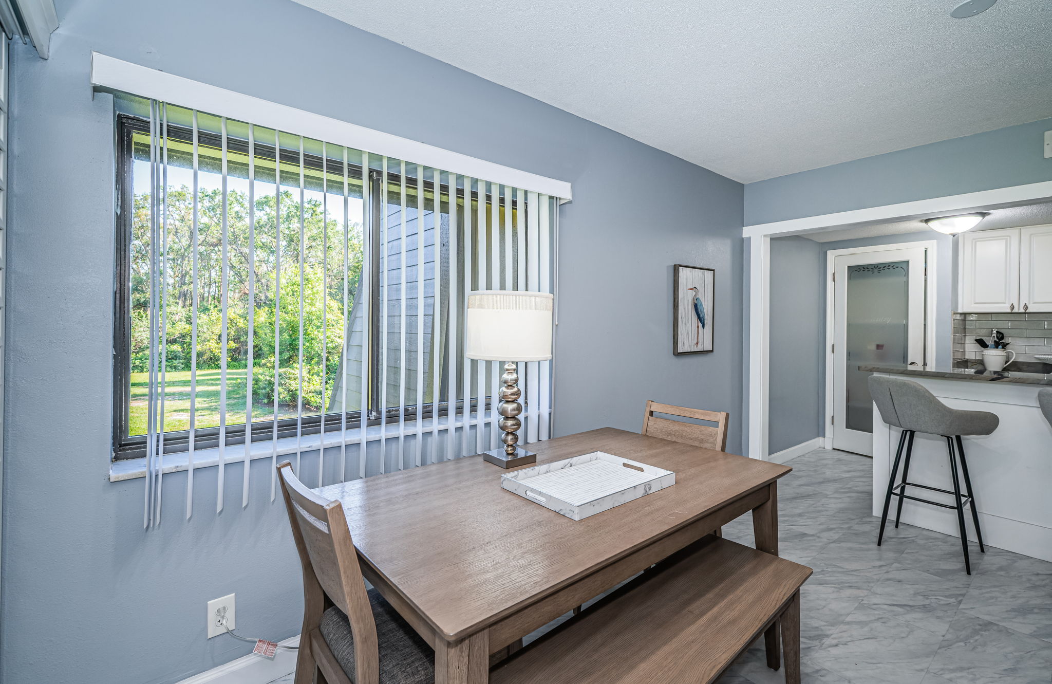 Dining Room4-2