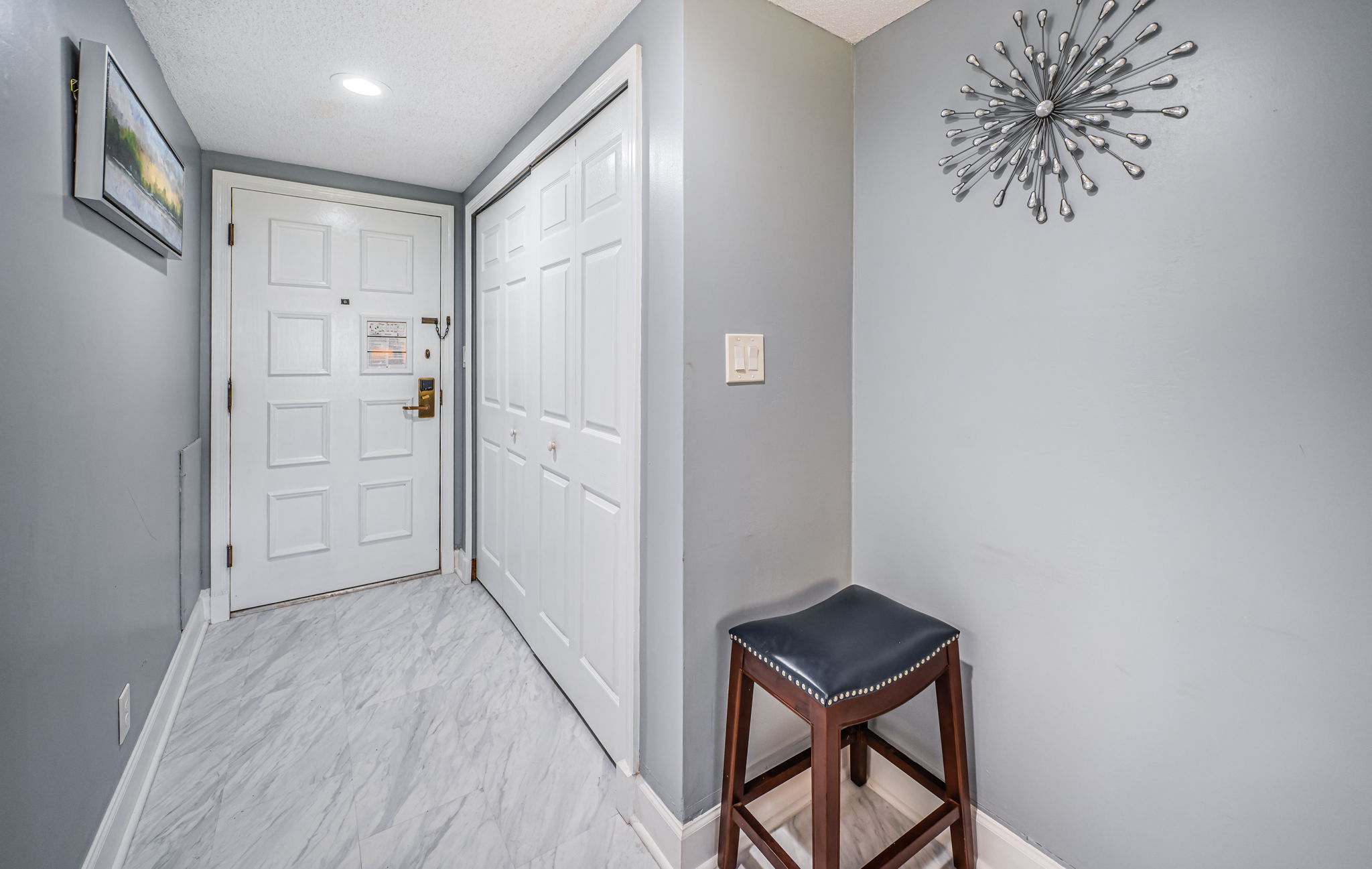Master Bedroom1e