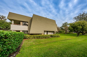 Side Exterior2