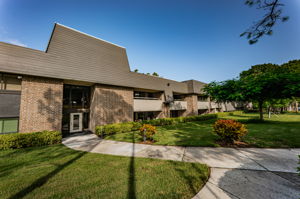 Front Exterior2
