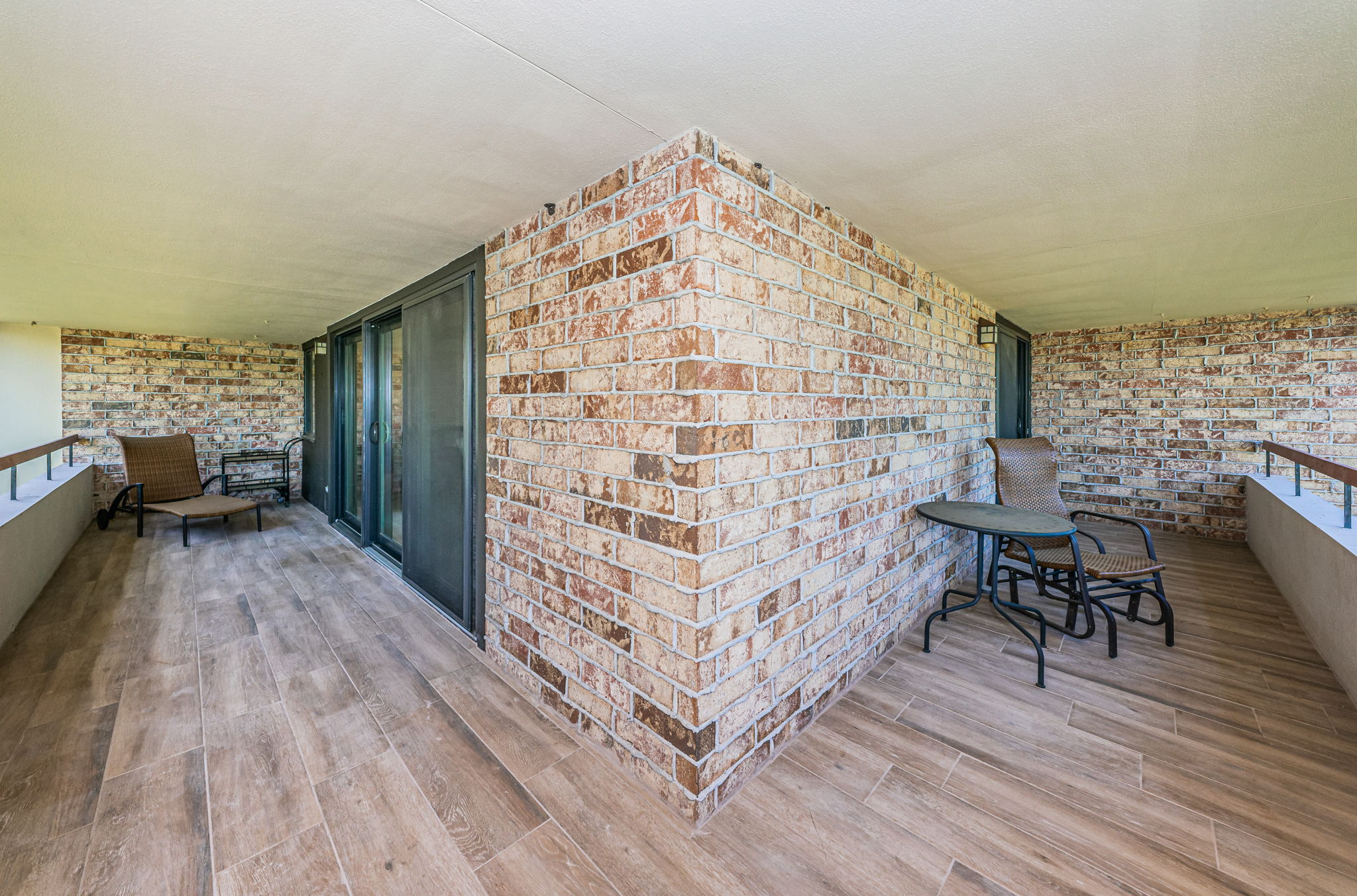 Wrap Around Balcony4