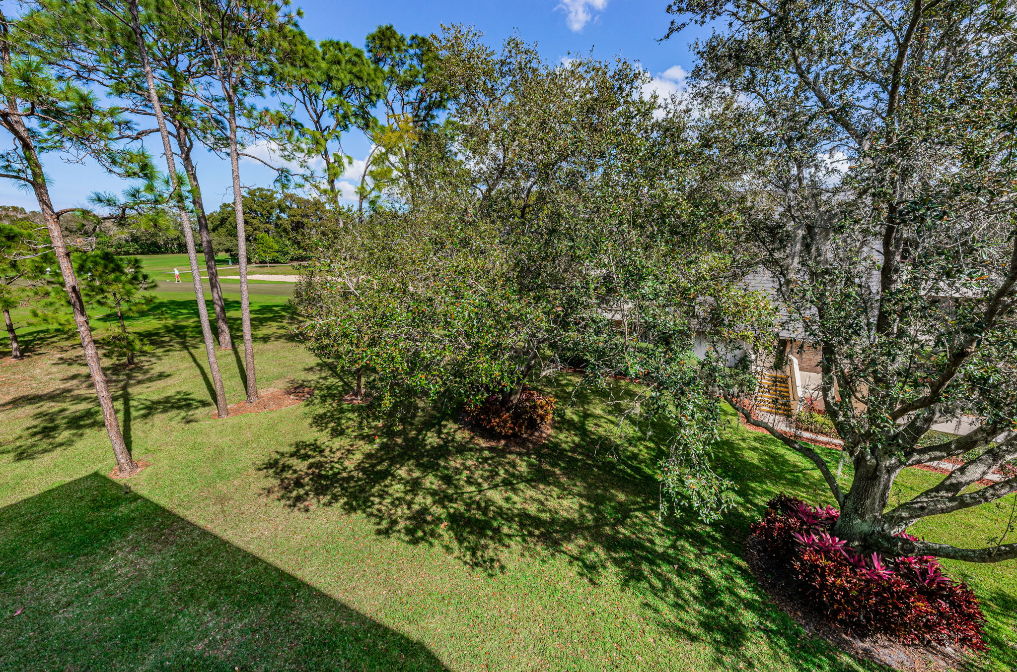 Wrap Around Balcony View3