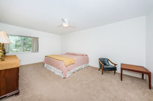 Primary Bedroom1a