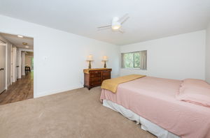 Primary Bedroom1b