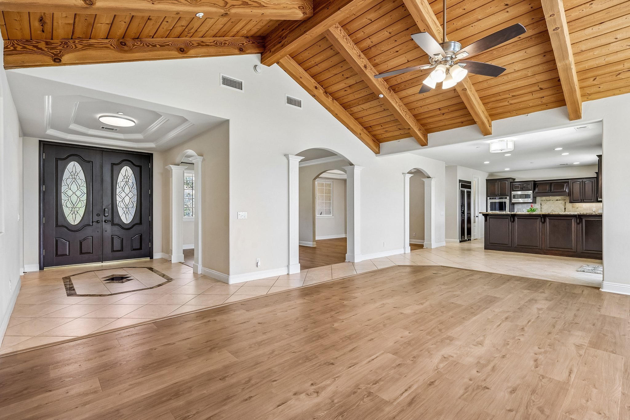 Alta Vista Dr-S1409-008.jpg