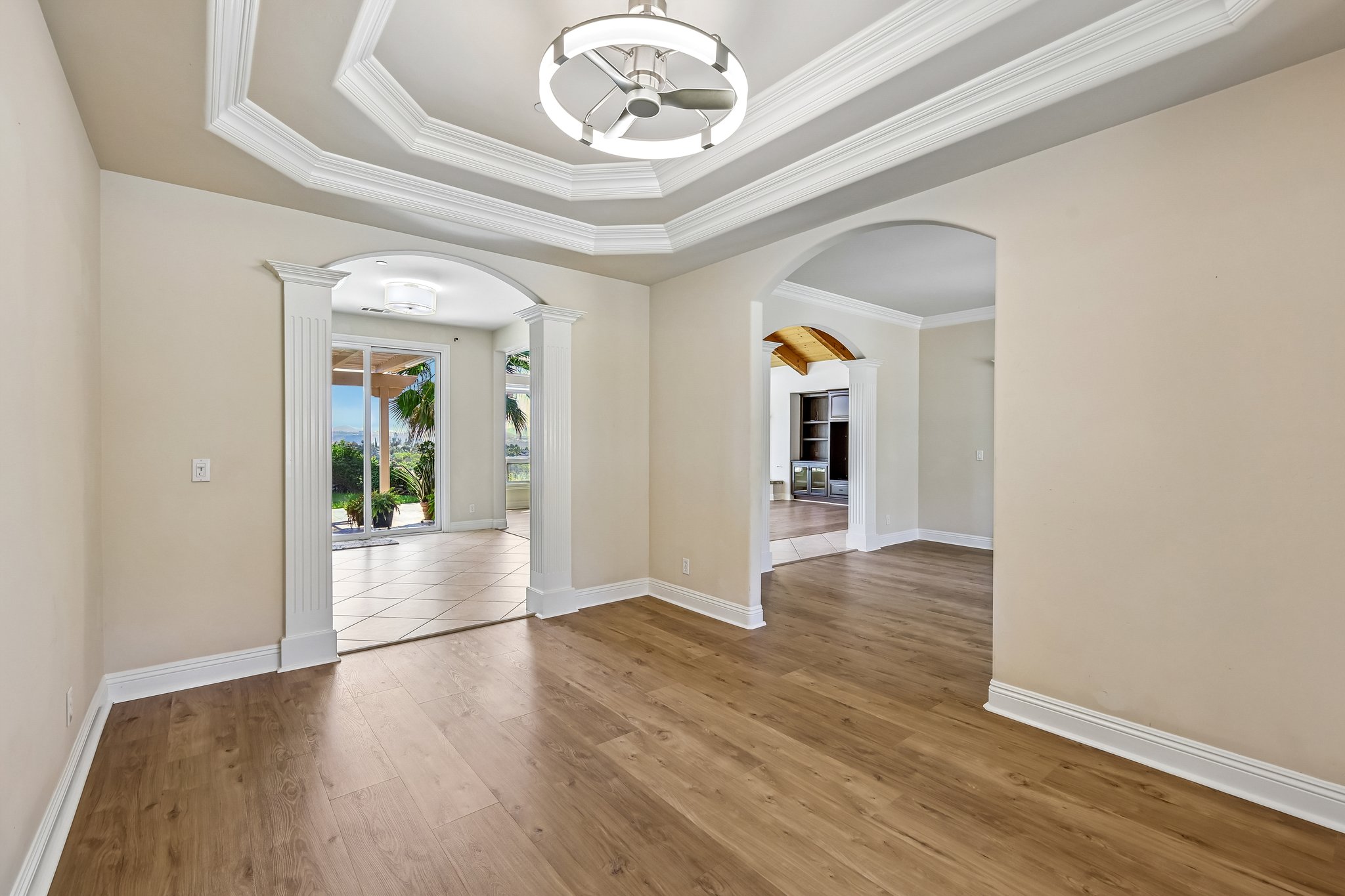 Alta Vista Dr-S1409-047.jpg