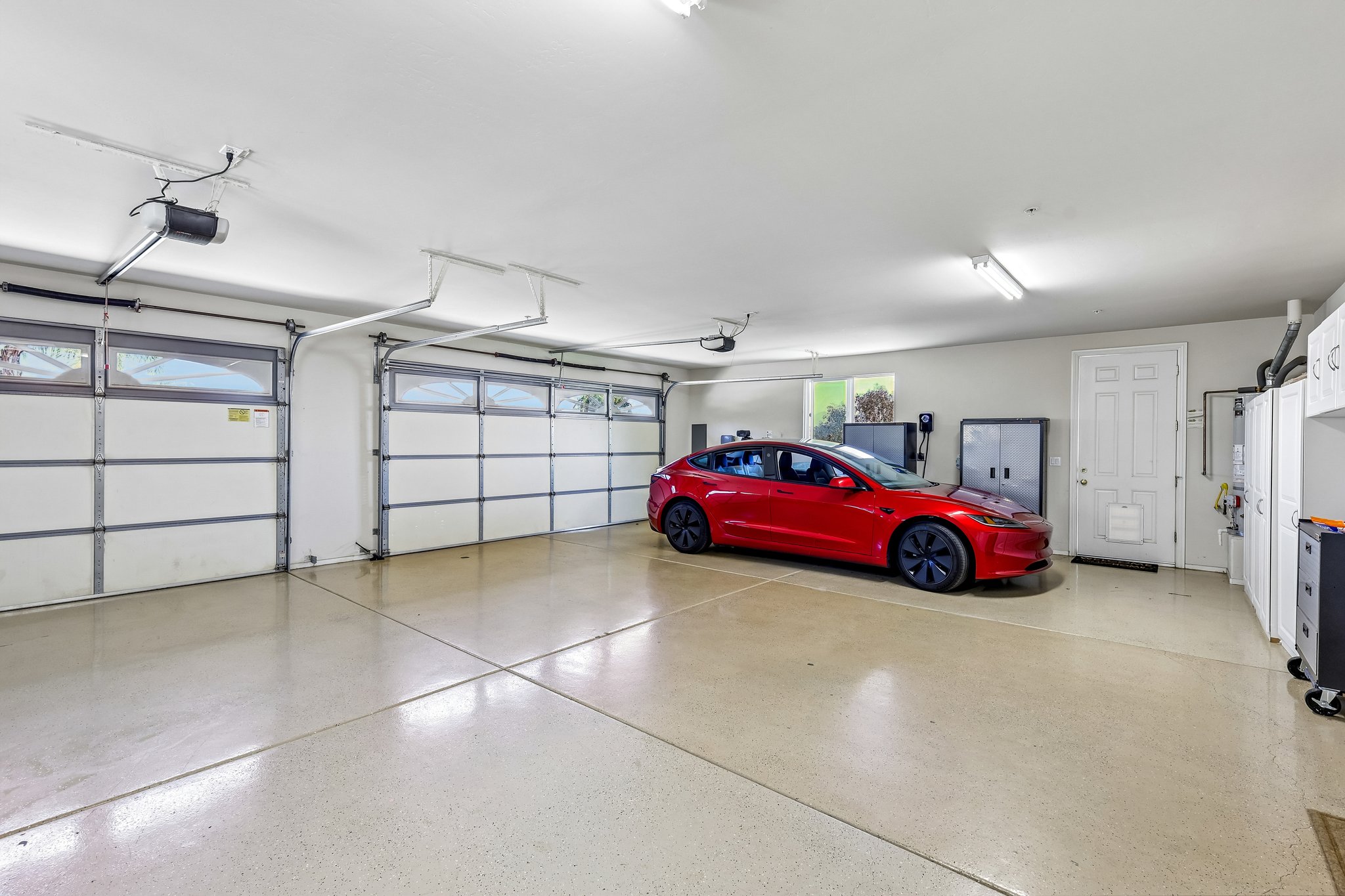 Alta Vista Dr-S1409-054.jpg