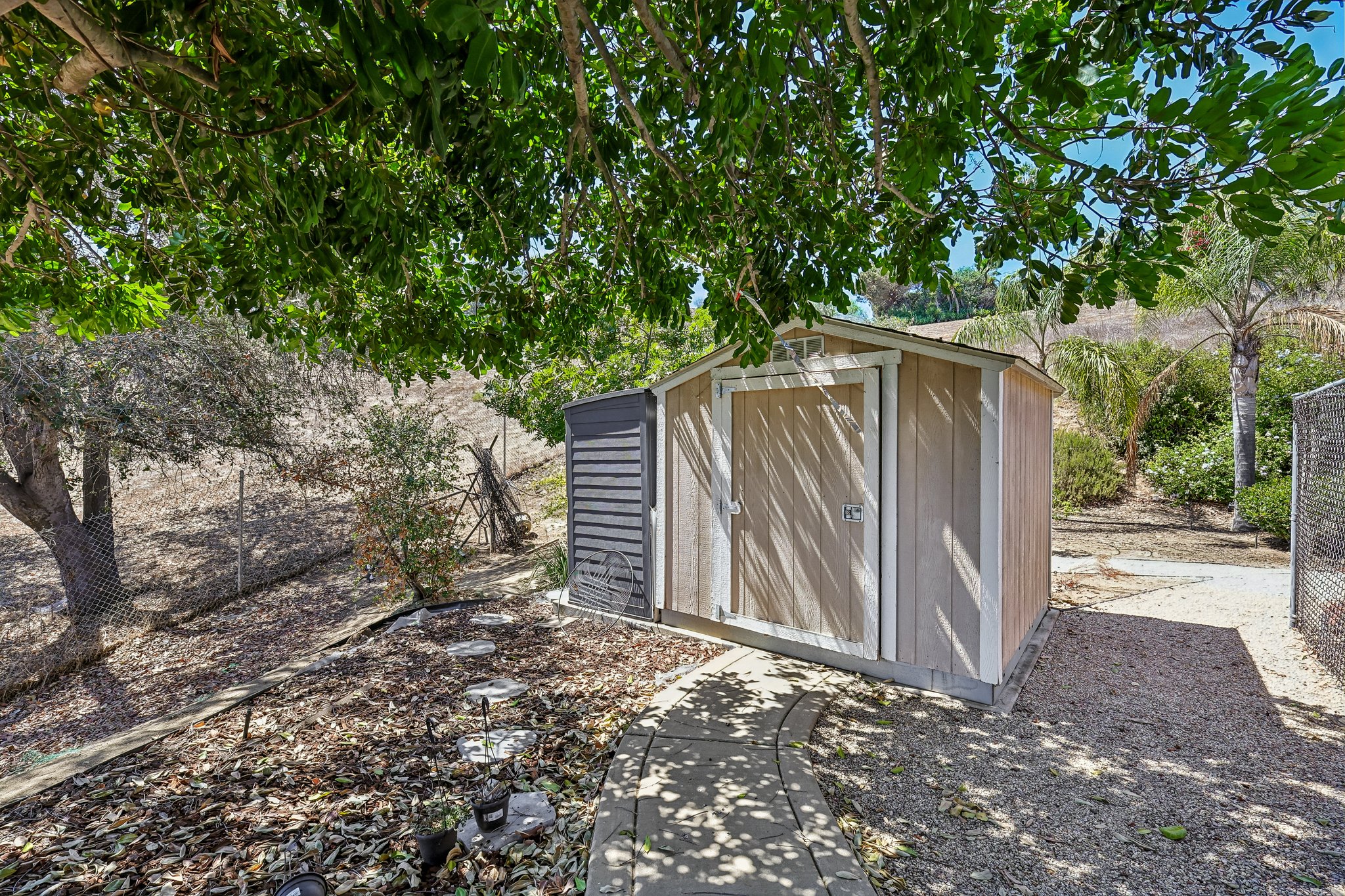 Alta Vista Dr-S1409-061.jpg