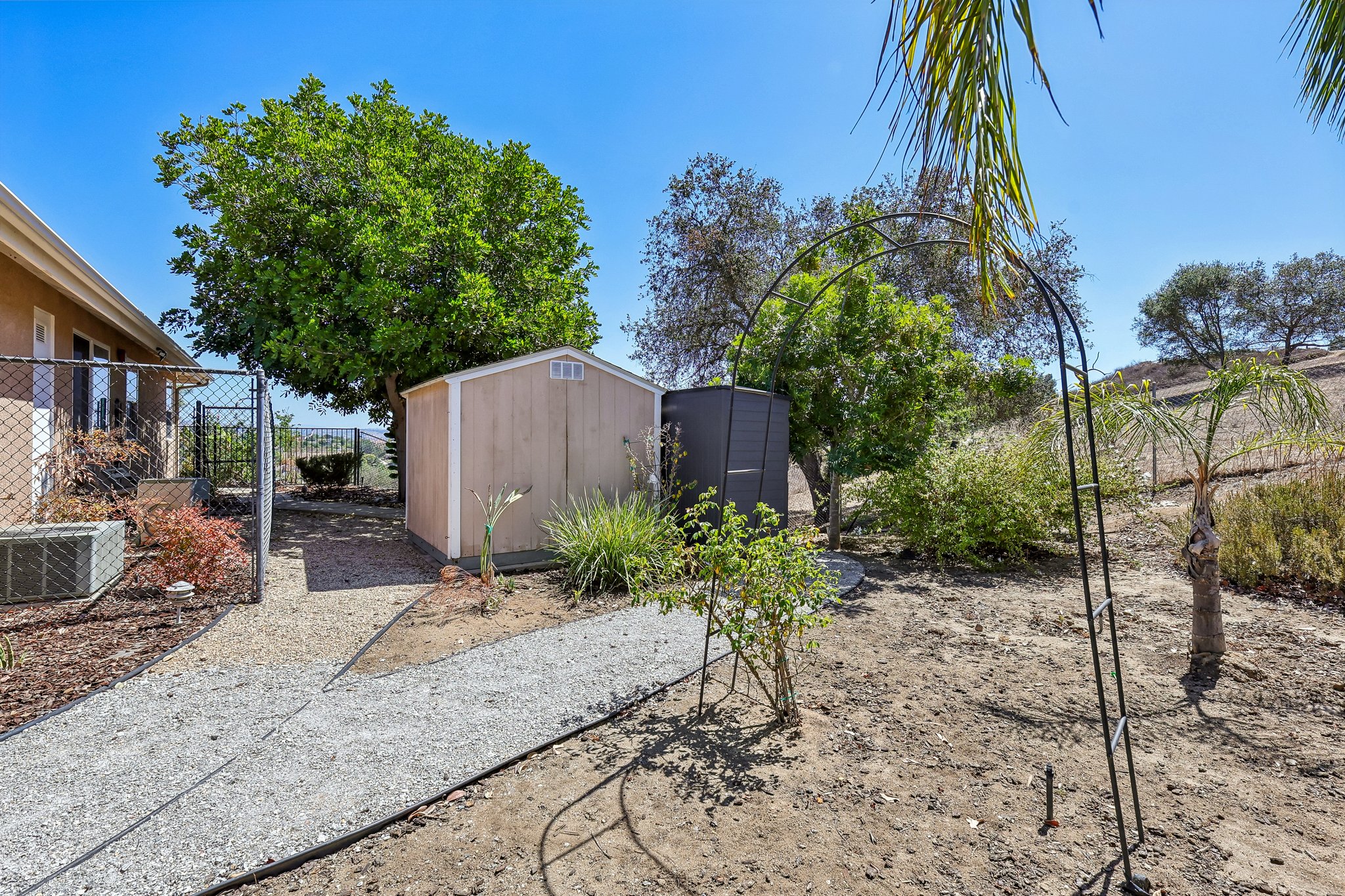 Alta Vista Dr-S1409-062.jpg