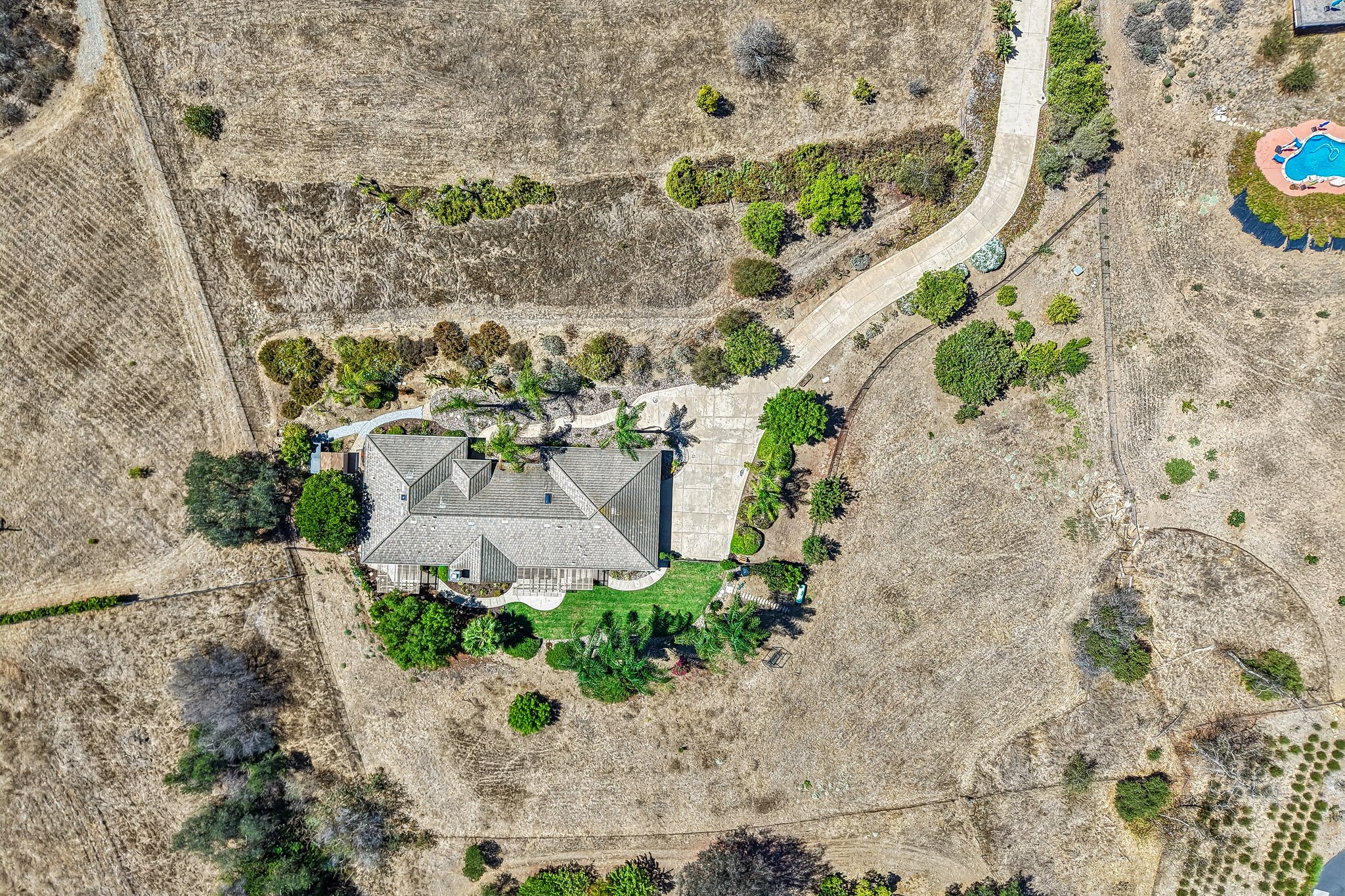 Alta Vista Dr-S1409-077.jpg